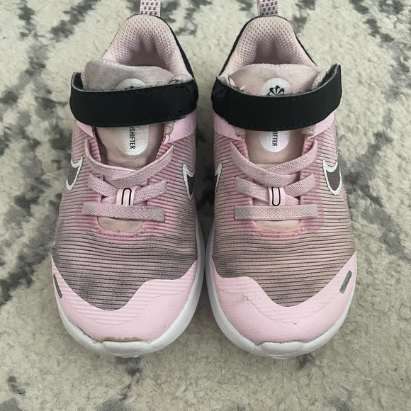 Nike Toddler Shoes - Picture 5 of 5